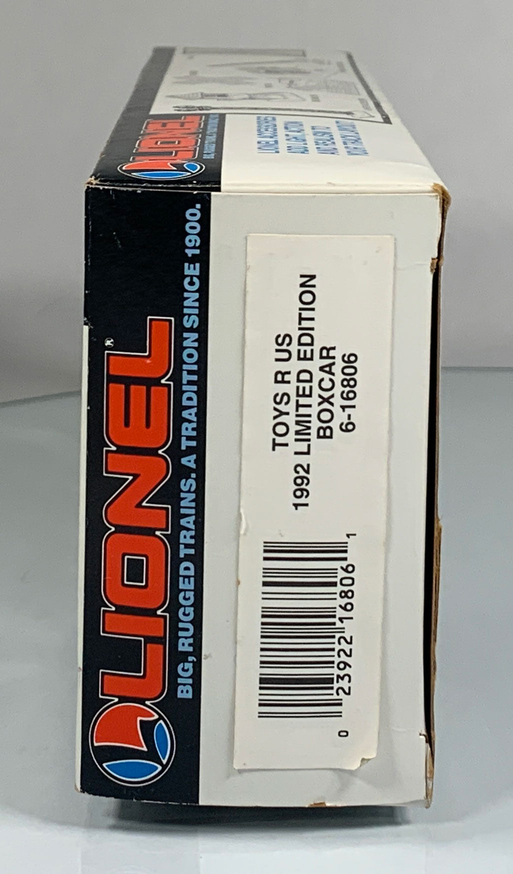 LIONEL • O GAUGE • 1992 Toys R Us Limited Edition Boxcar 6-16806 • NEW OLD STOCK