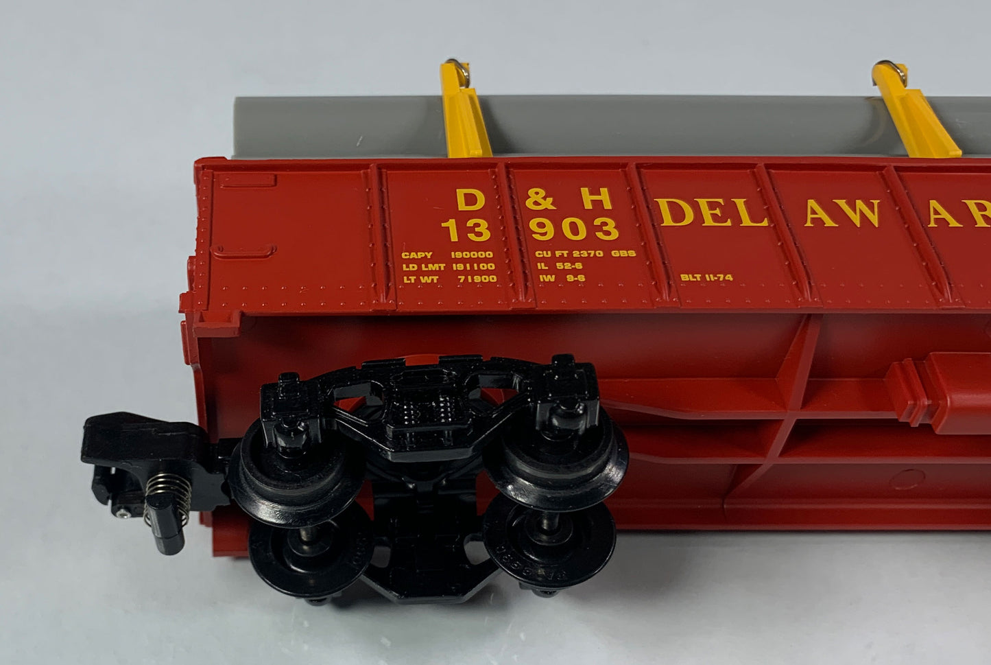 AMERICAN FLYER • S GAUGE • 2005 Delaware & Hudson Gondola w/Pipe Load 6-48541 • NEW OLD STOCK
