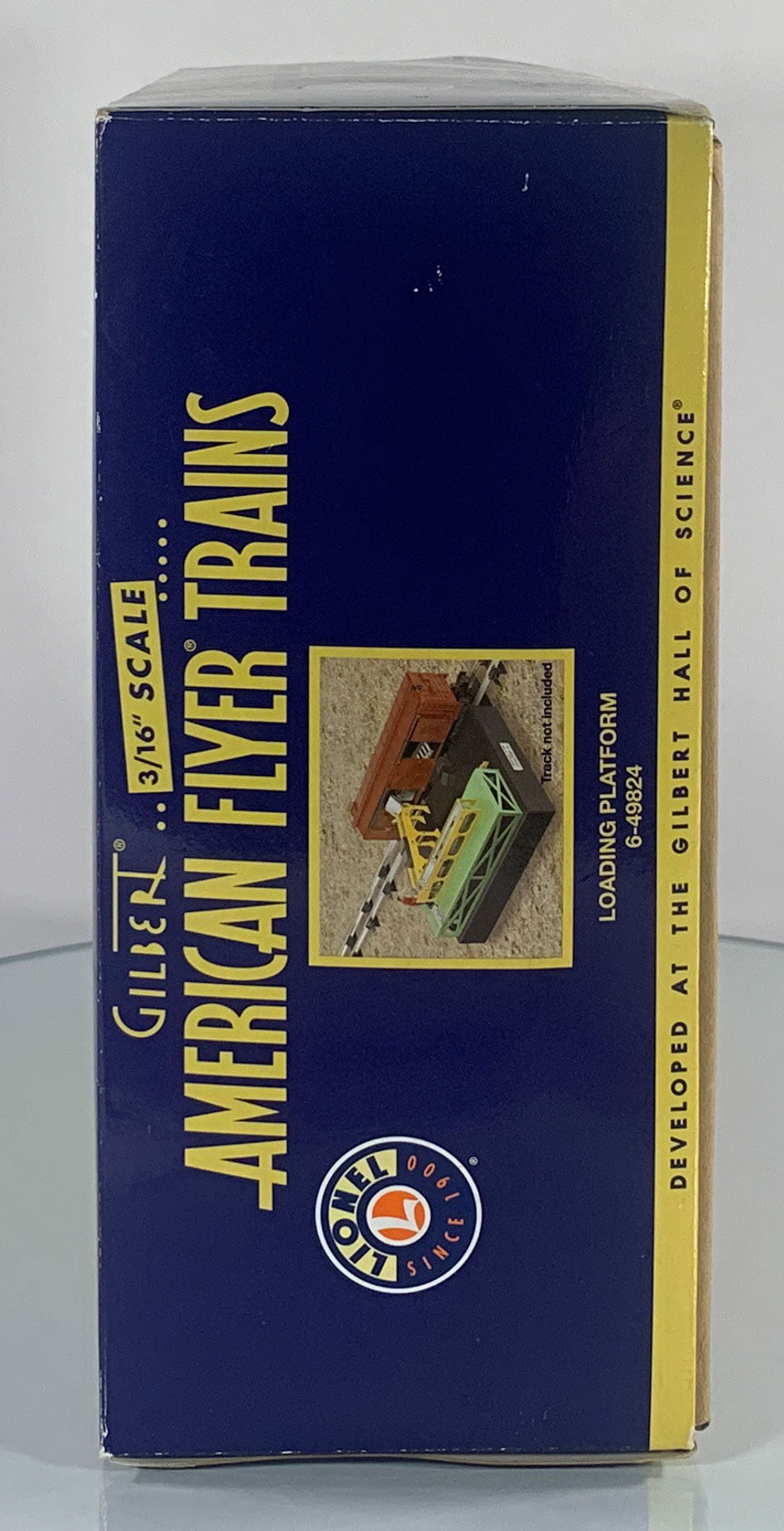 AMERICAN FLYER • S GAUGE • 2005 Loading Platform 6-49824 Erie Operating Boxcar 6-49036 • EX COND