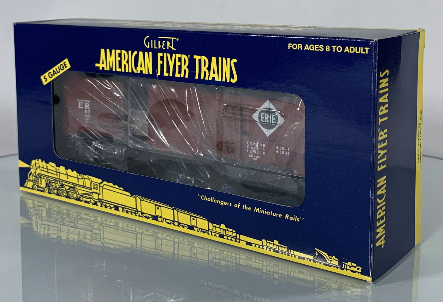 AMERICAN FLYER • S GAUGE • 2005 Loading Platform 6-49824 Erie Operating Boxcar 6-49036 • EX COND
