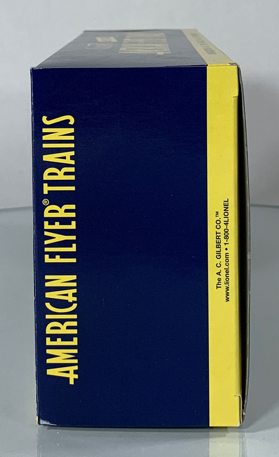 AMERICAN FLYER • S GAUGE • 2005 Loading Platform 6-49824 Erie Operating Boxcar 6-49036 • EX COND