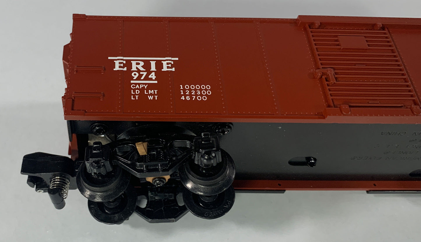 AMERICAN FLYER • S GAUGE • 2005 Loading Platform 6-49824 Erie Operating Boxcar 6-49036 • EX COND