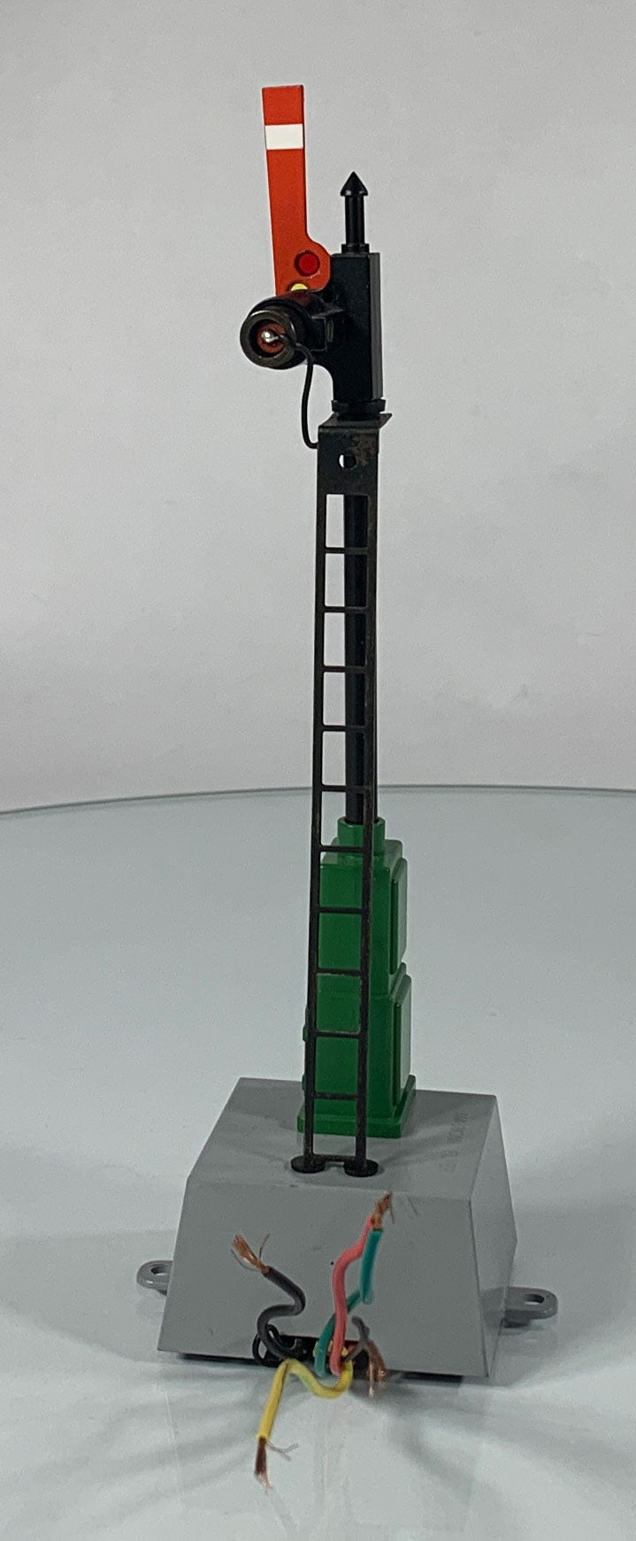 AMERICAN FLYER • S GAUGE • 2007 Operating #588 Semaphore Block Signal 6-49835 • EX COND