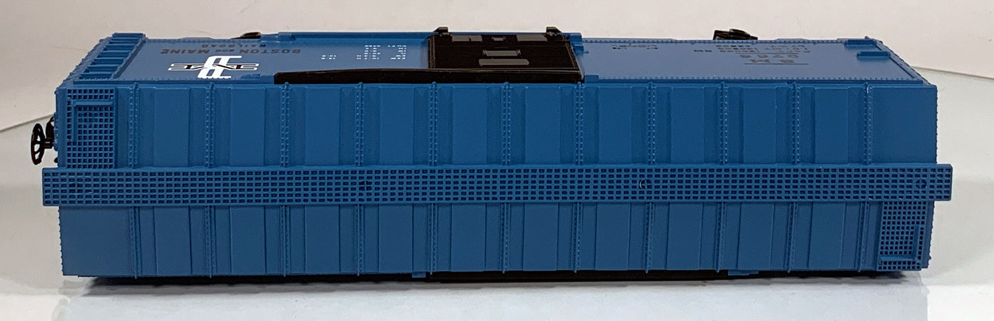 LIONEL • O GAUGE • 1976 Boston & Maine Boxcar 6-9768 • EX COND