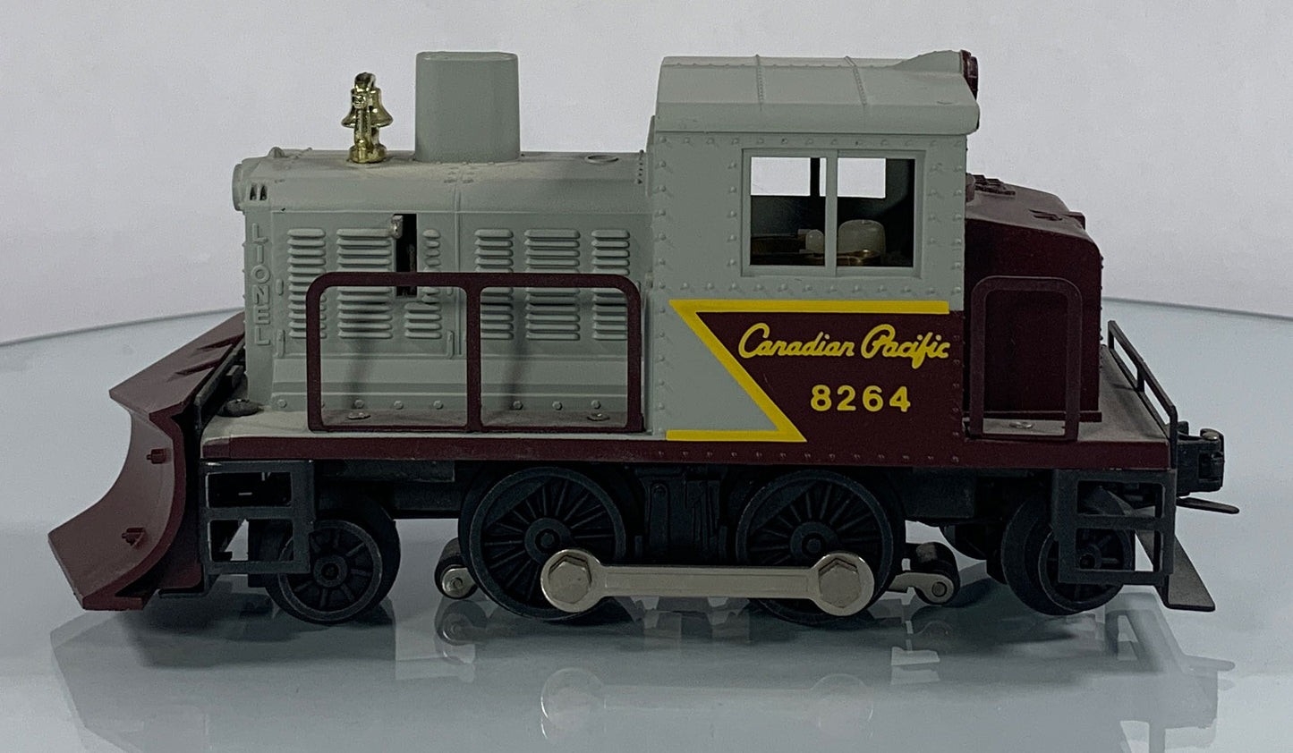LIONEL • O GAUGE • 1982 Canadian Pacific Snow Plow Motorized 6-8264 • EX COND
