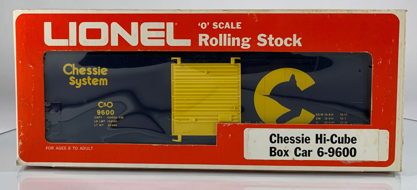 LIONEL • O GAUGE • 1976 Chessie System Hi-Cube Boxcar 6-9600 • EX COND • NOS