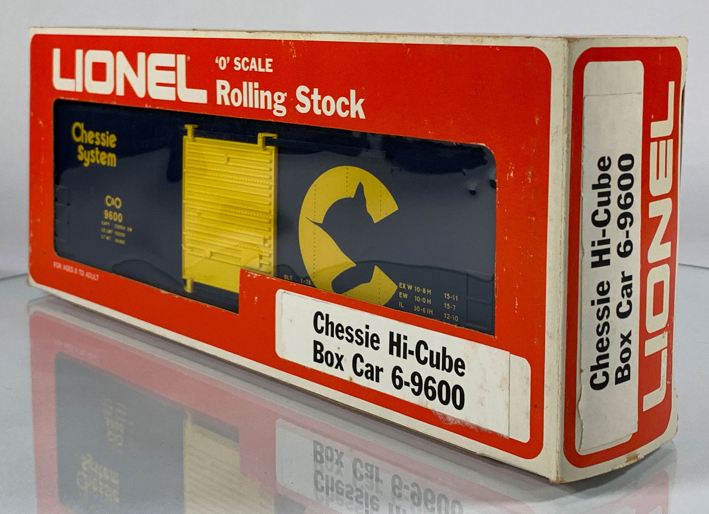 LIONEL • O GAUGE • 1976 Chessie System Hi-Cube Boxcar 6-9600 • EX COND • NOS