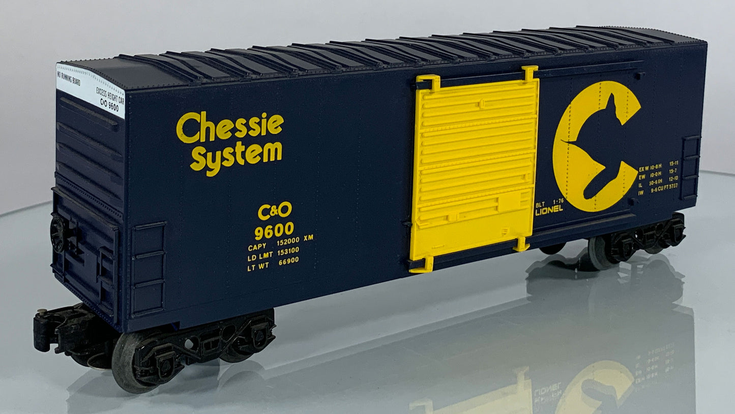 LIONEL • O GAUGE • 1976 Chessie System Hi-Cube Boxcar 6-9600 • EX COND • NOS