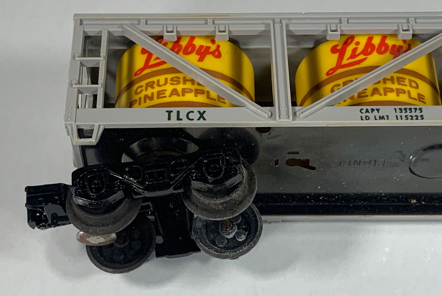 LIONEL • O GAUGE • 1975 Dole Pineapple Libby’s Vat Car 6-9132 • EX COND
