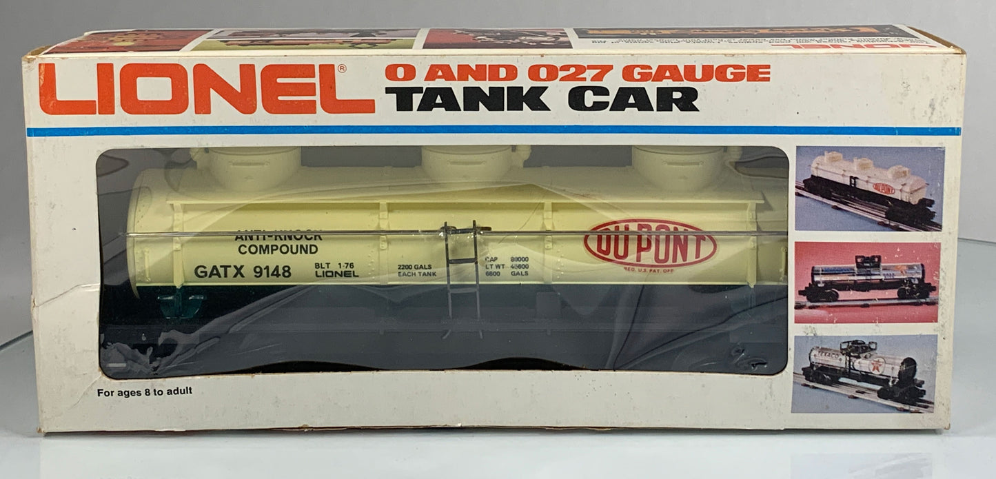 LIONEL • O GAUGE • 1976 Dupont Three Dome Tank Car 6-9148 • EX COND