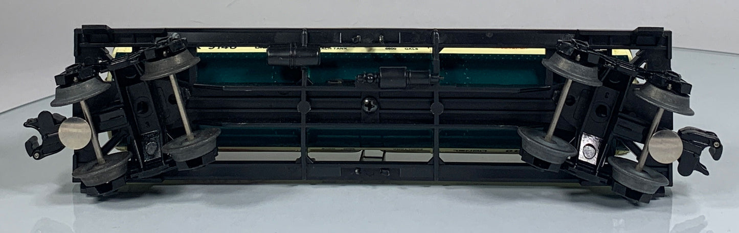 LIONEL • O GAUGE • 1976 Dupont Three Dome Tank Car 6-9148 • EX COND