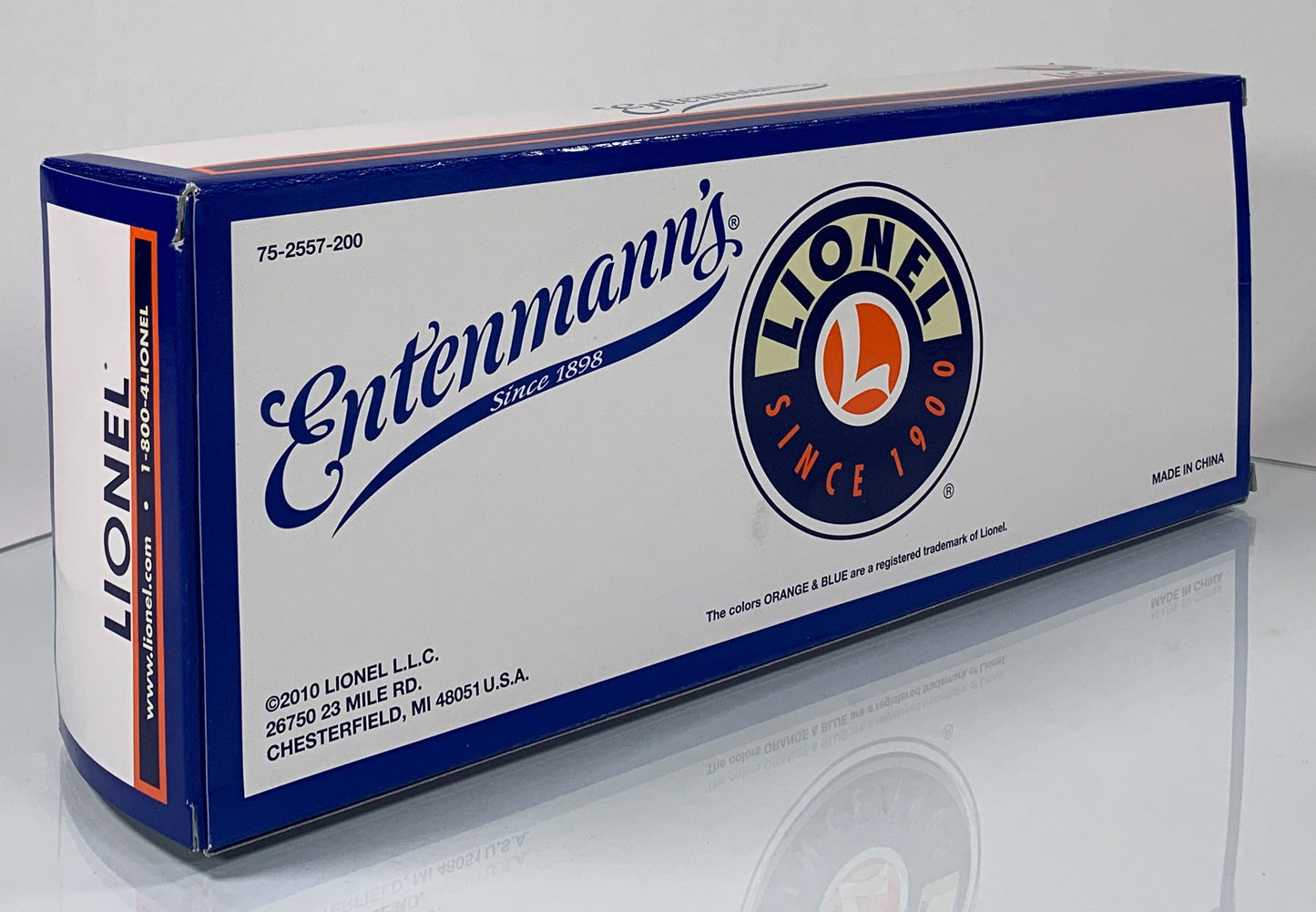 LIONEL • O GAUGE • 2010 Entenmann’s Operating Boxcar 6-52557 • NEW OLD STOCK