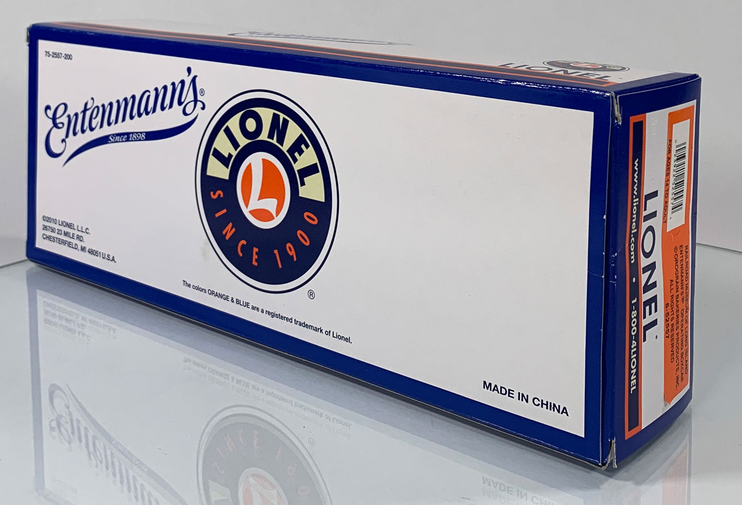 LIONEL • O GAUGE • 2010 Entenmann’s Operating Boxcar 6-52557 • NEW OLD STOCK