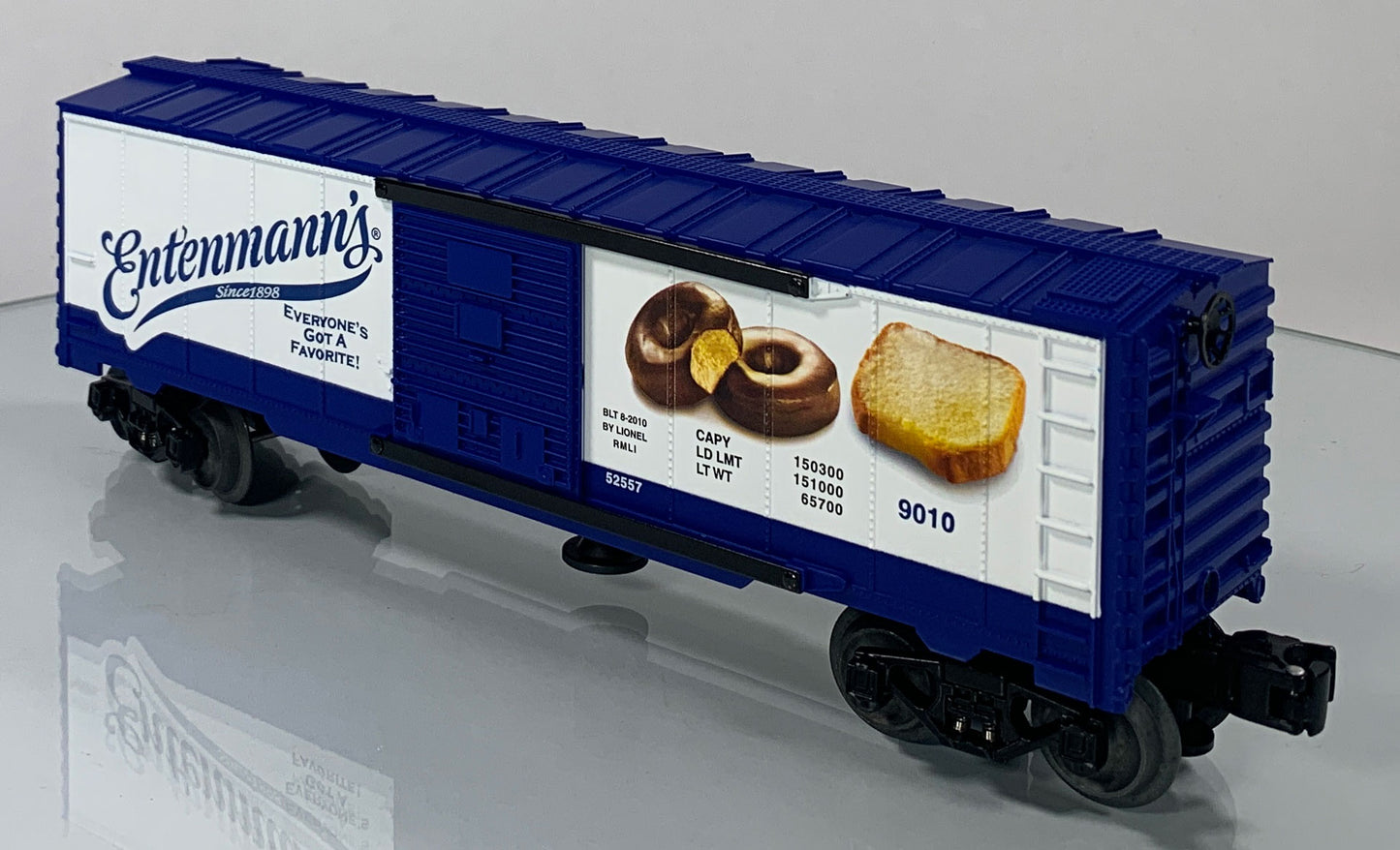 LIONEL • O GAUGE • 2010 Entenmann’s Operating Boxcar 6-52557 • NEW OLD STOCK