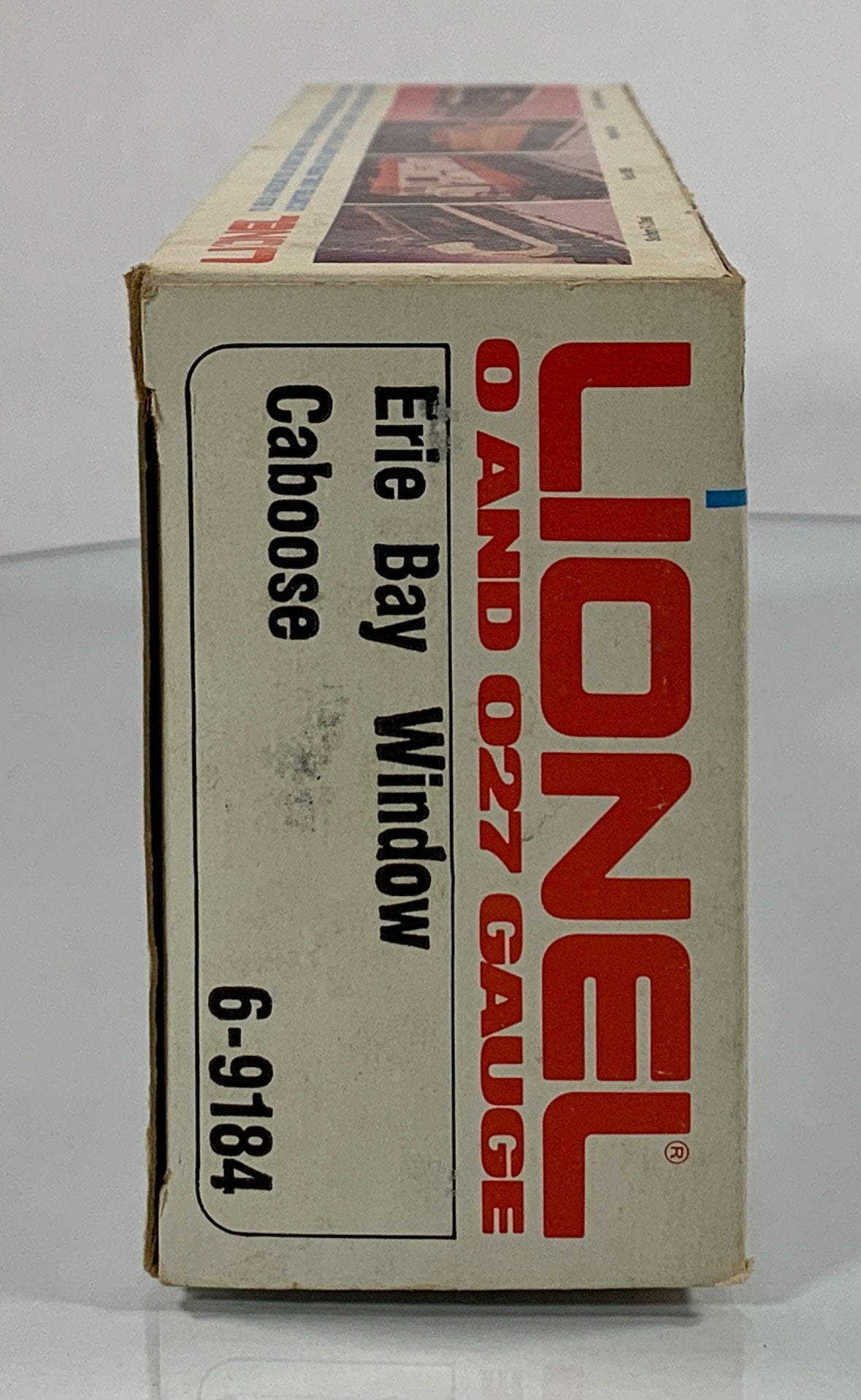 LIONEL • O GAUGE • 1976 Erie Bay Window Caboose 6-9184 • NEW OLD STOCK