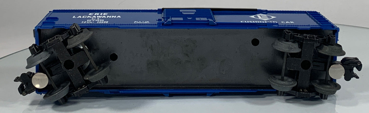 LIONEL • O GAUGE • 1978 Erie Lackawanna Boxcar 6-9726 • EX COND