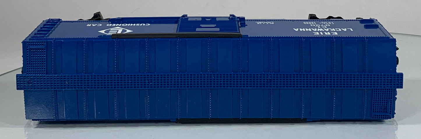 LIONEL • O GAUGE • 1978 Erie Lackawanna Boxcar 6-9726 • EX COND