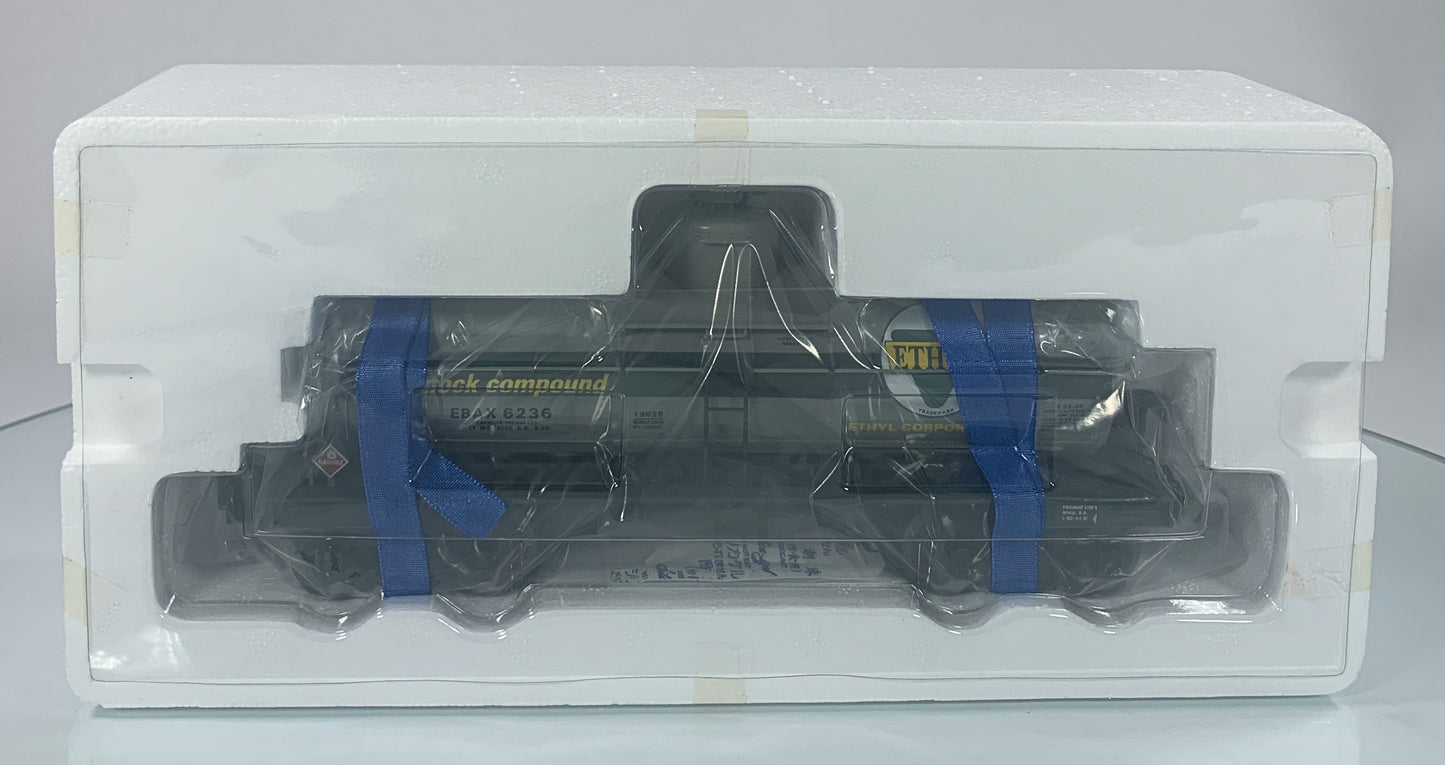 LIONEL • O GAUGE • 2001 Ethyl 8,000 Gallon Tank Car 6-19625 • NEW OLD STOCK