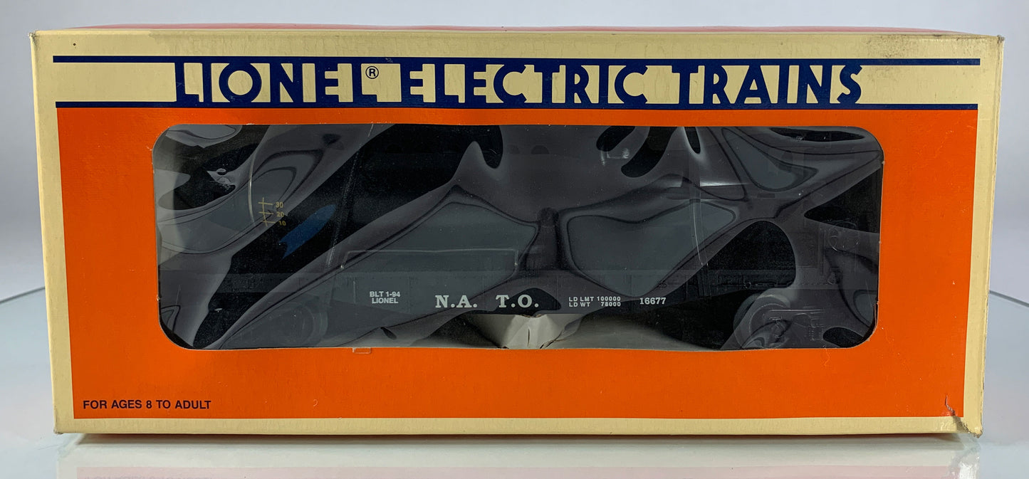 LIONEL • O GAUGE • 1994 Flatcar w Royal Navy Submarine Car 6-16677 • NEW OLD STOCK