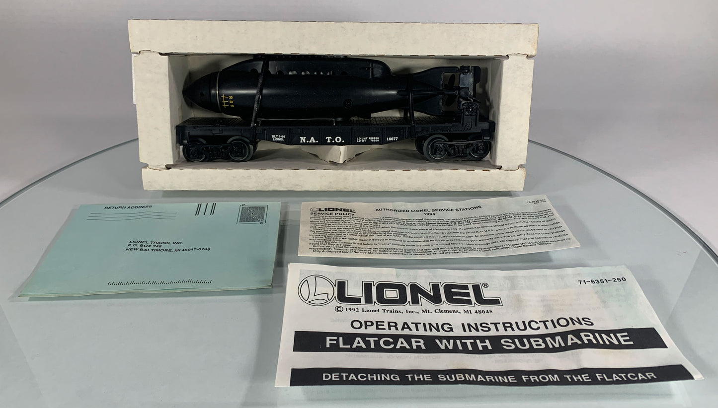 LIONEL • O GAUGE • 1994 Flatcar w Royal Navy Submarine Car 6-16677 • NEW OLD STOCK