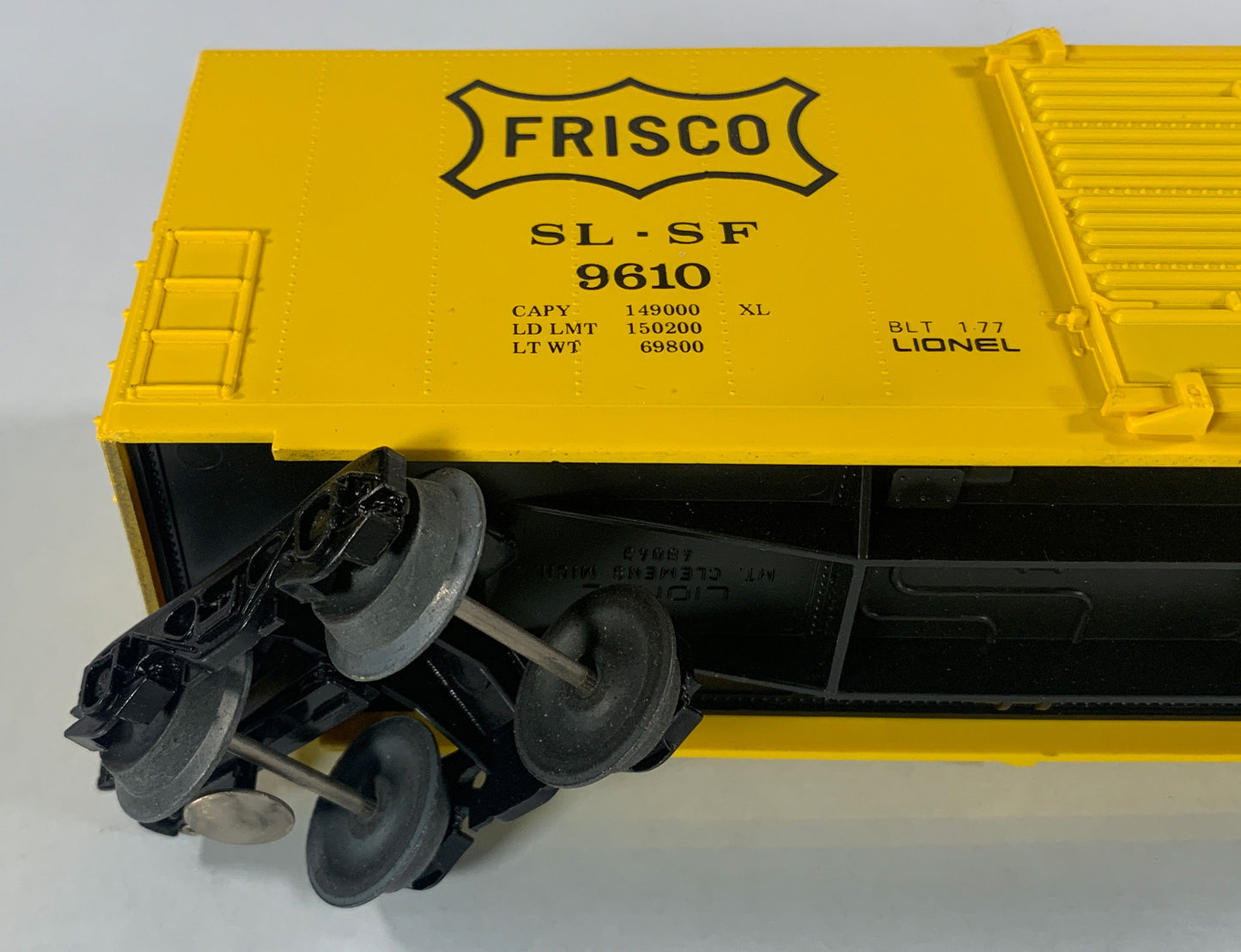 LIONEL • O GAUGE • 1977 Frisco Hi-Cube Boxcar 6-9610 • NEW OLD STOCK