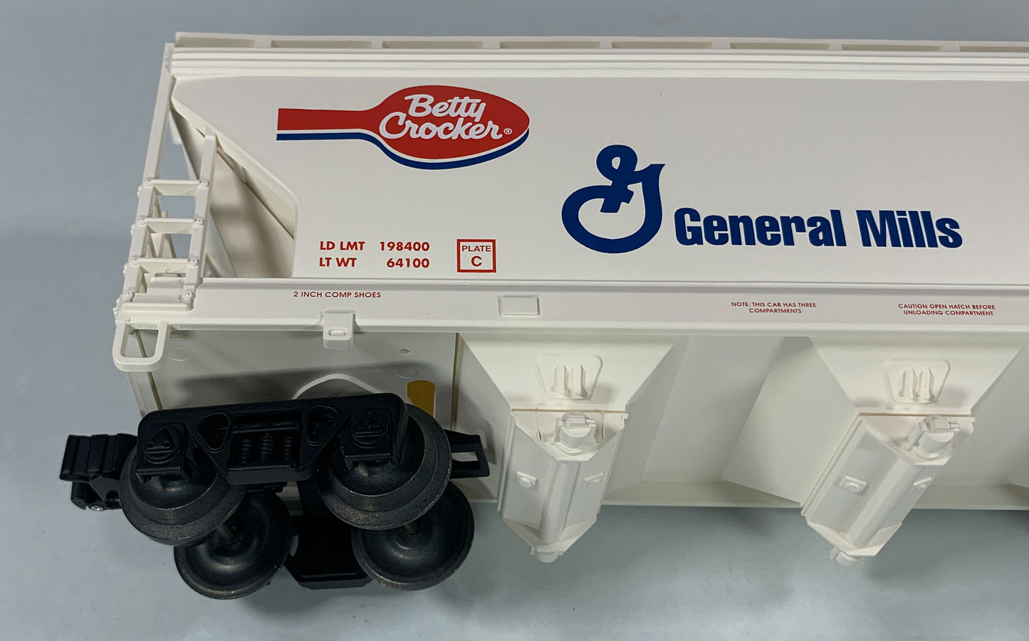 LIONEL • STD O GAUGE • 2000 Gold Medal Betty Crocker General Mills Hopper 6-17170 • NEW OLD STOCK