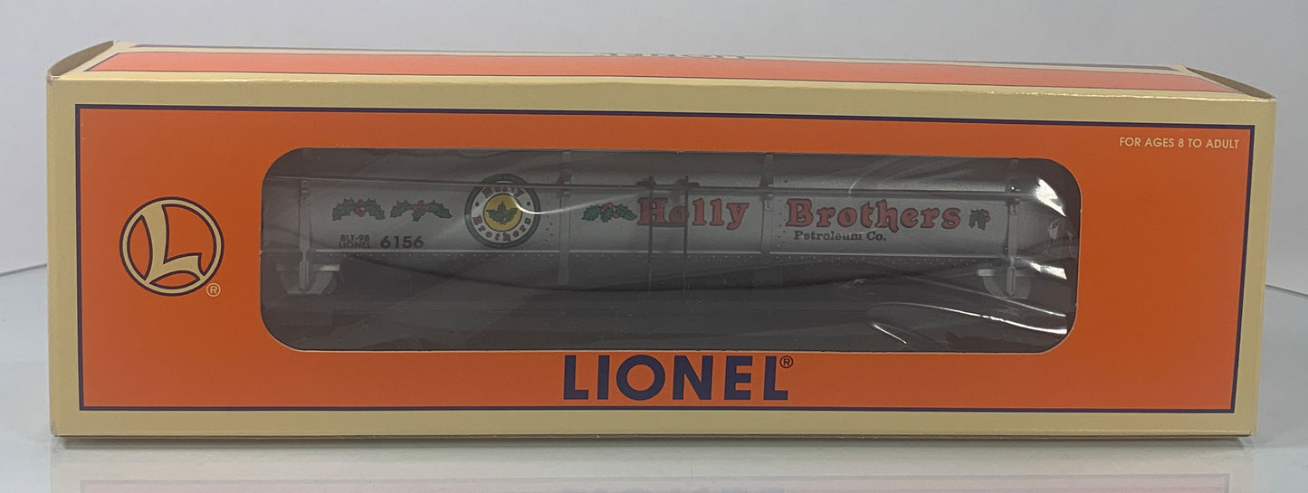 LIONEL • O GAUGE • 1998 Department 56 Holly Brothers Petroleum 3 Dome Tank Car 6-52157 • NEW OLD STOCK