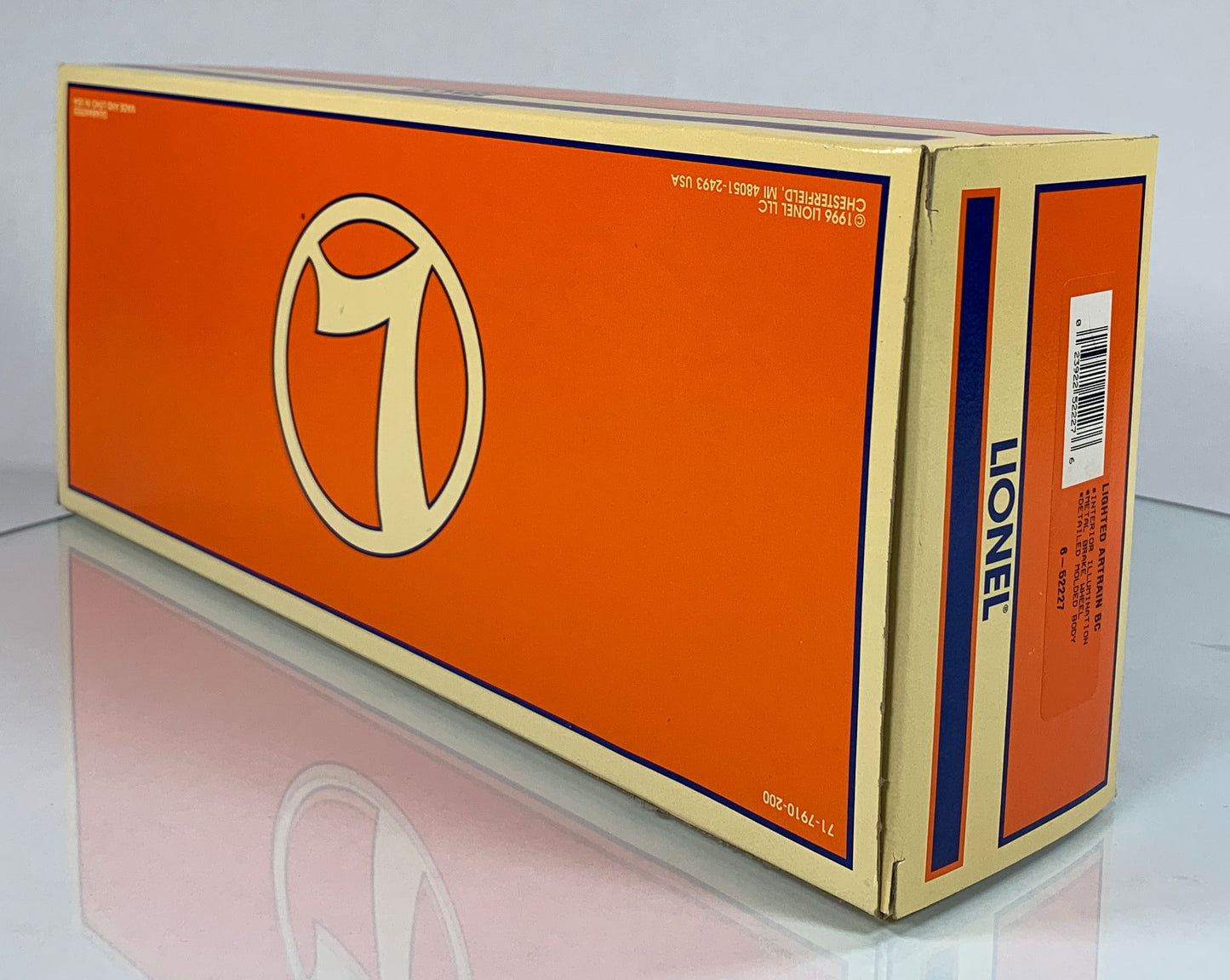 LIONEL • O GAUGE • 2000 Artrain USA Artistry of Space Lighted Boxcar 6-52227 • NEW OLD STOCK