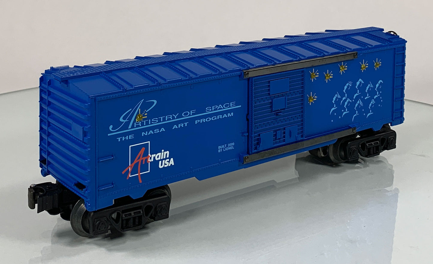 LIONEL • O GAUGE • 2000 Artrain USA Artistry of Space Lighted Boxcar 6-52227 • NEW OLD STOCK