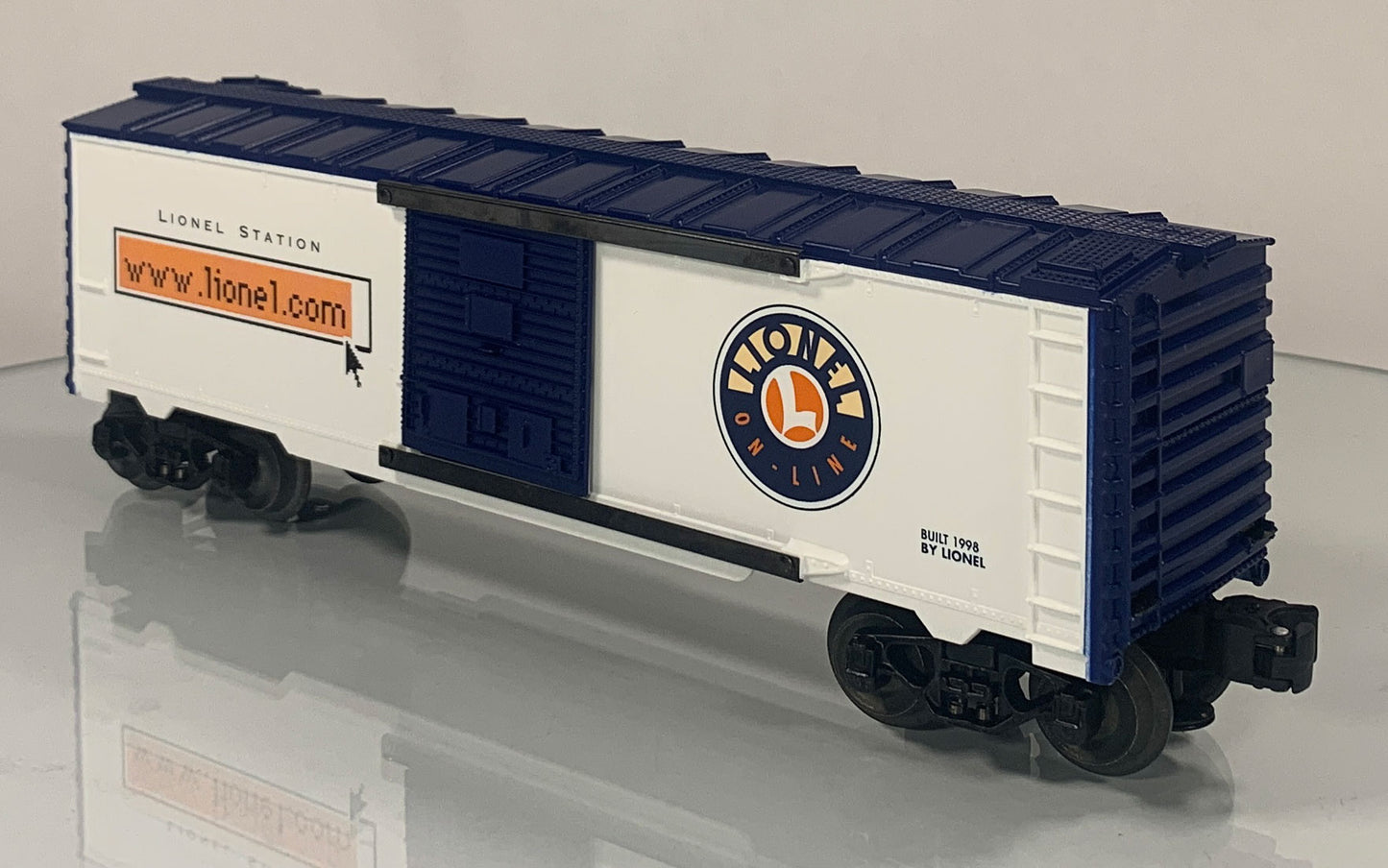 LIONEL • O GAUGE • 1998 Lionel Online Boxcar 6-26264 • NEW OLD STOCK