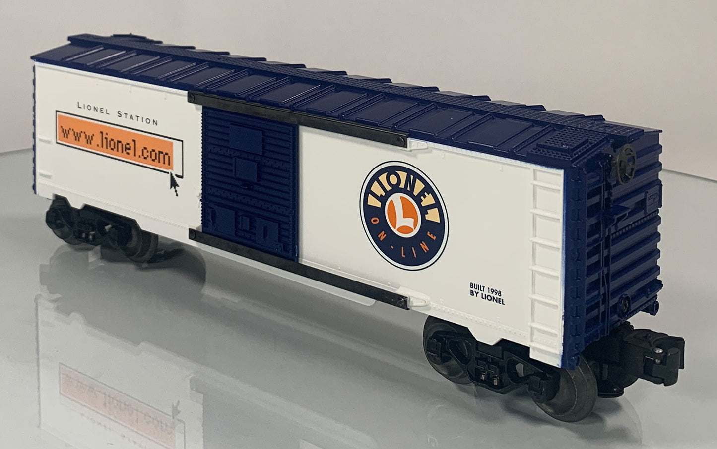 LIONEL • O GAUGE • 1998 Lionel Online Boxcar 6-26264 • NEW OLD STOCK