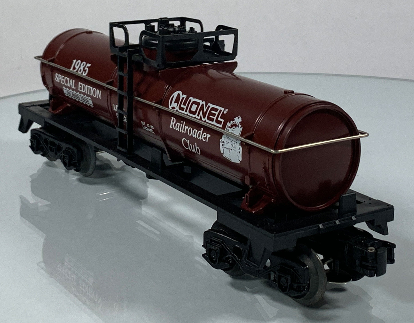 LIONEL • O GAUGE • 1985 Lionel LRRC Inside Track Tank Car 6-0782 • NEW OLD STOCK
