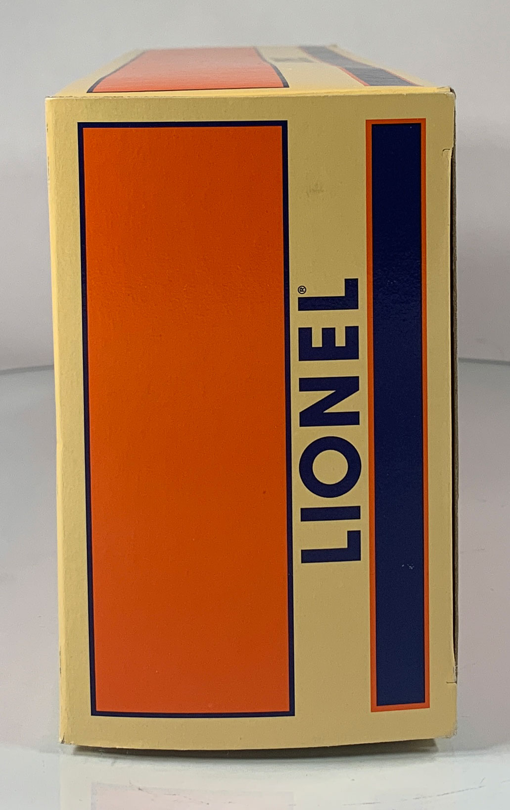 LIONEL • O GAUGE • 1998 Monopoly Water Works Single Dome Tank Car 6-52160 • NEW OLD STOCK
