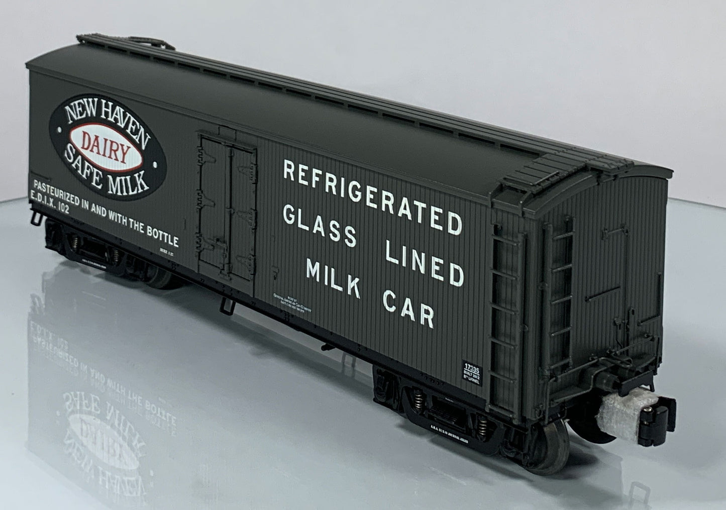 LIONEL • O GAUGE • 2002 New Haven Dairy Milk Car 6-17335 • NEW OLD STOCK