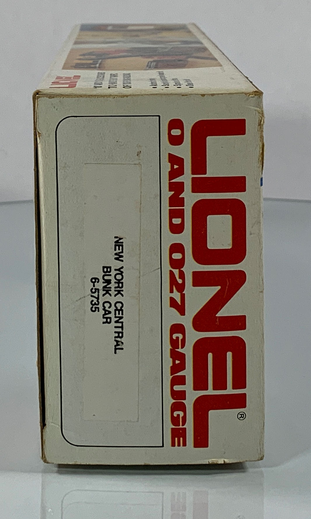 LIONEL • O GAUGE • 1985 New York Central Bunk Car 6-5735 • NEW OLD STOCK