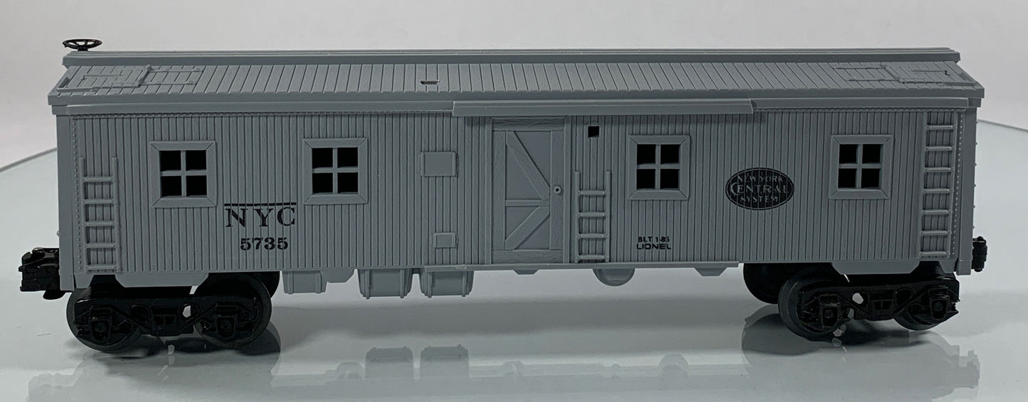 LIONEL • O GAUGE • 1985 New York Central Bunk Car 6-5735 • NEW OLD STOCK