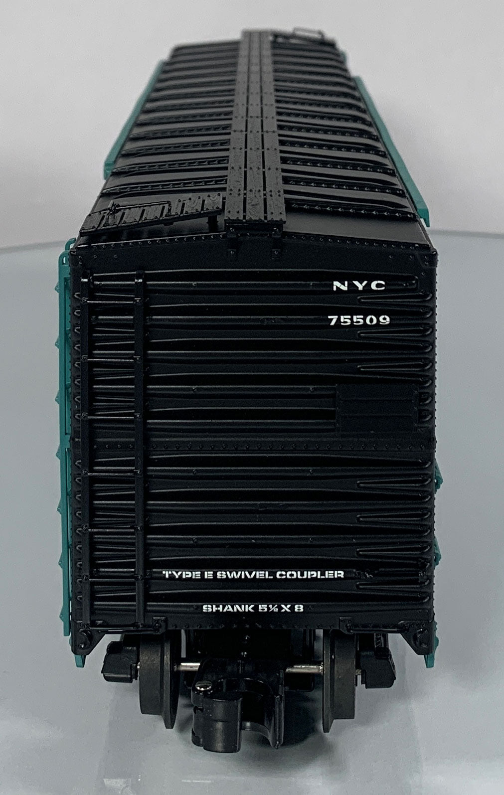 LIONEL • STD O GAUGE • 2005 New York Central Double Door Boxcar 6-27203 • NEW OLD STOCK