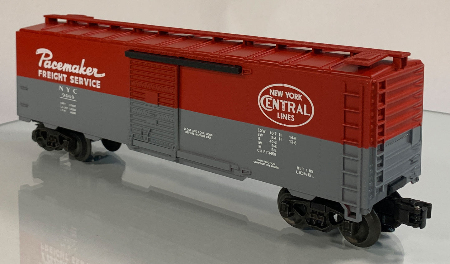 LIONEL • STD O GAUGE • 1985 New York Central Pacemaker Boxcar 6-9469 • NEW OLD STOCK