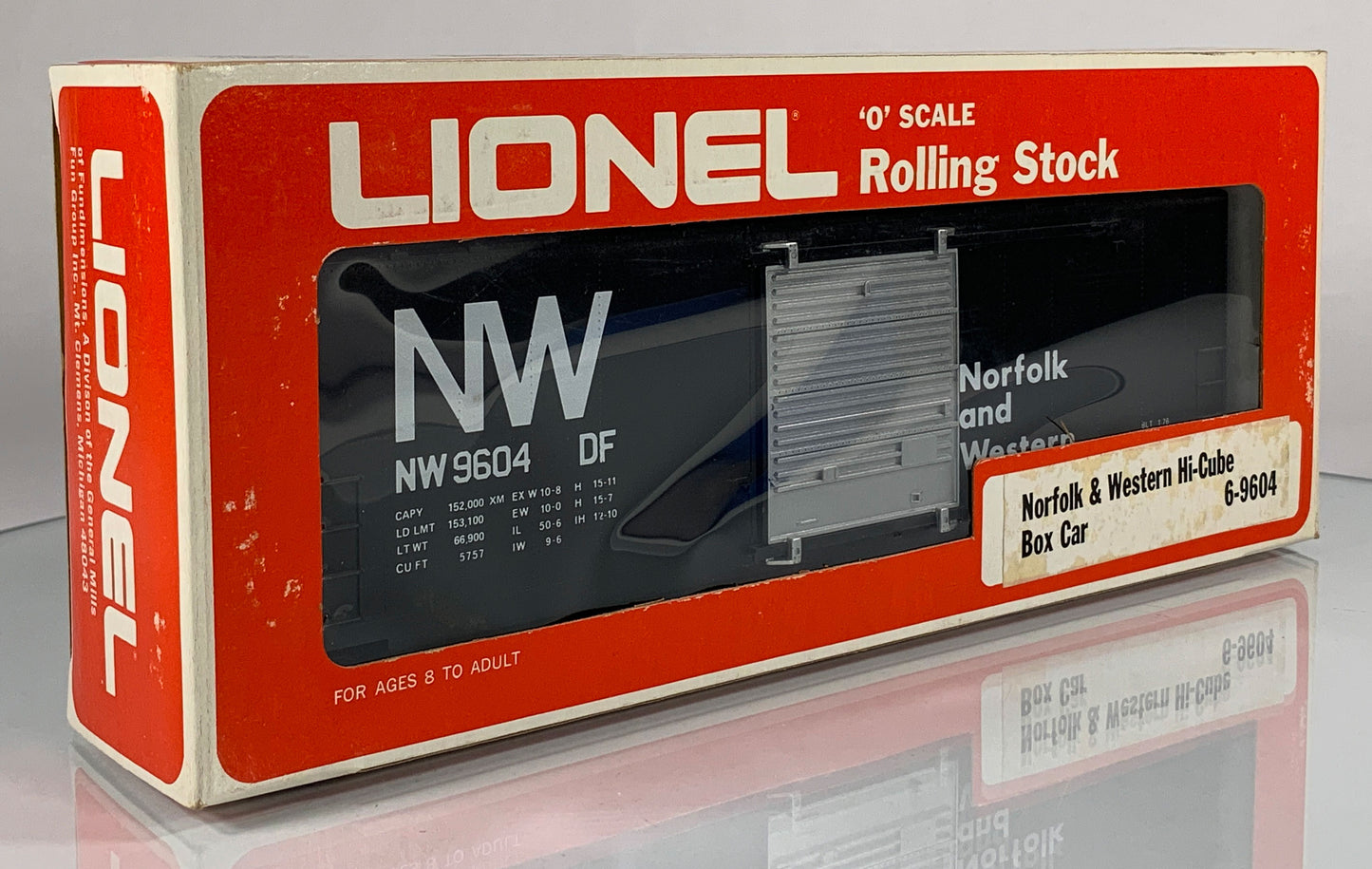 LIONEL • O GAUGE • 1976 Norfolk and Western Hi-Cube Boxcar 6-9604 • EX COND • LNOS