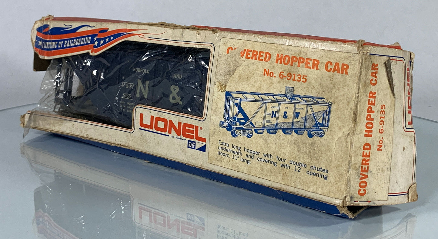 LIONEL • O GAUGE • 1970 Norfolk & Western Covered Hopper 6-9135 • GREAT COND