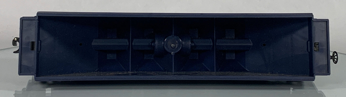 LIONEL • O GAUGE • 1970 Norfolk & Western Covered Hopper 6-9135 • GREAT COND