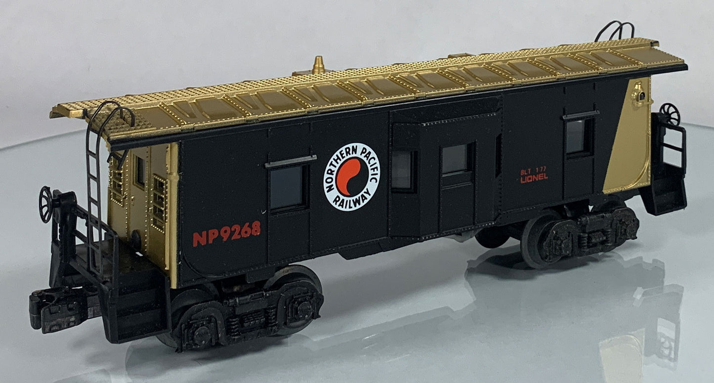 LIONEL • O GAUGE • 1977 Northern Pacific Bay Window Caboose 6-9268 • NEW OLD STOCK
