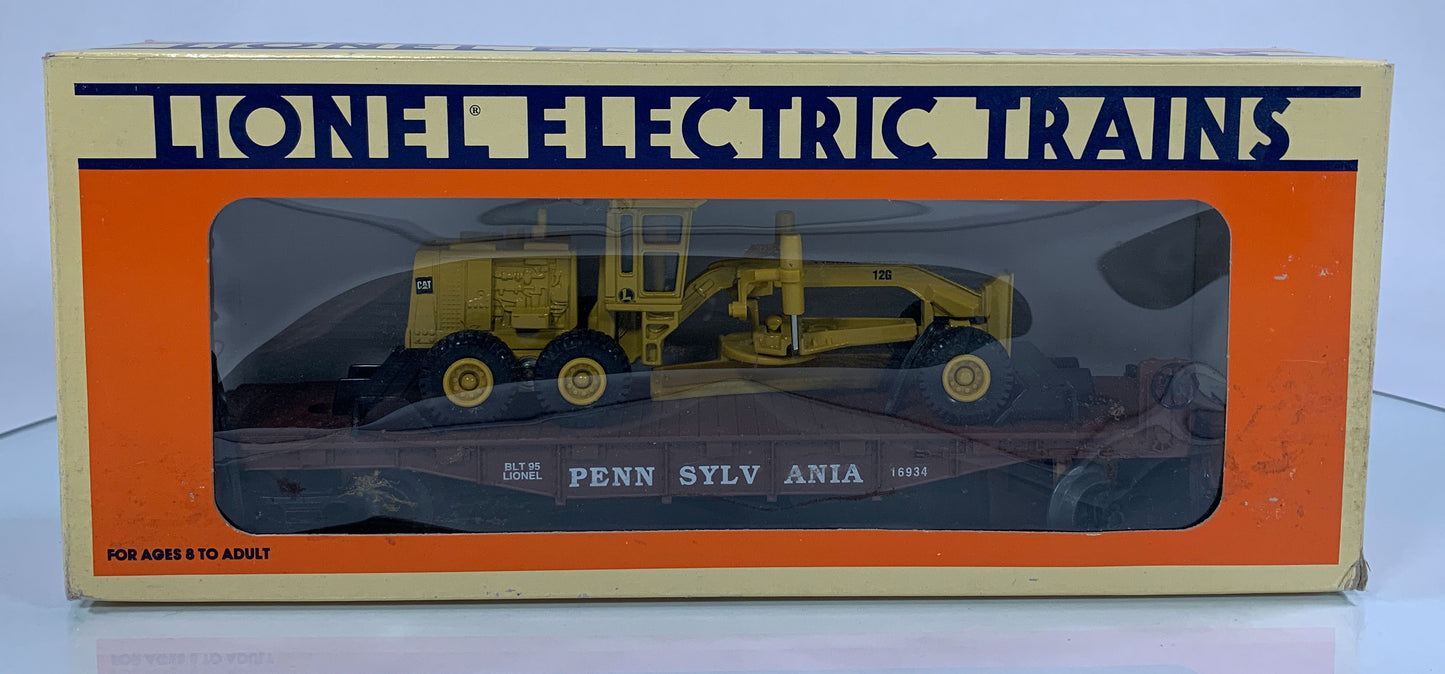 LIONEL • O GAUGE • 1995 Pennsylvania Flatcar w Ertl Grader 6-16934 • NEW OLD STOCK