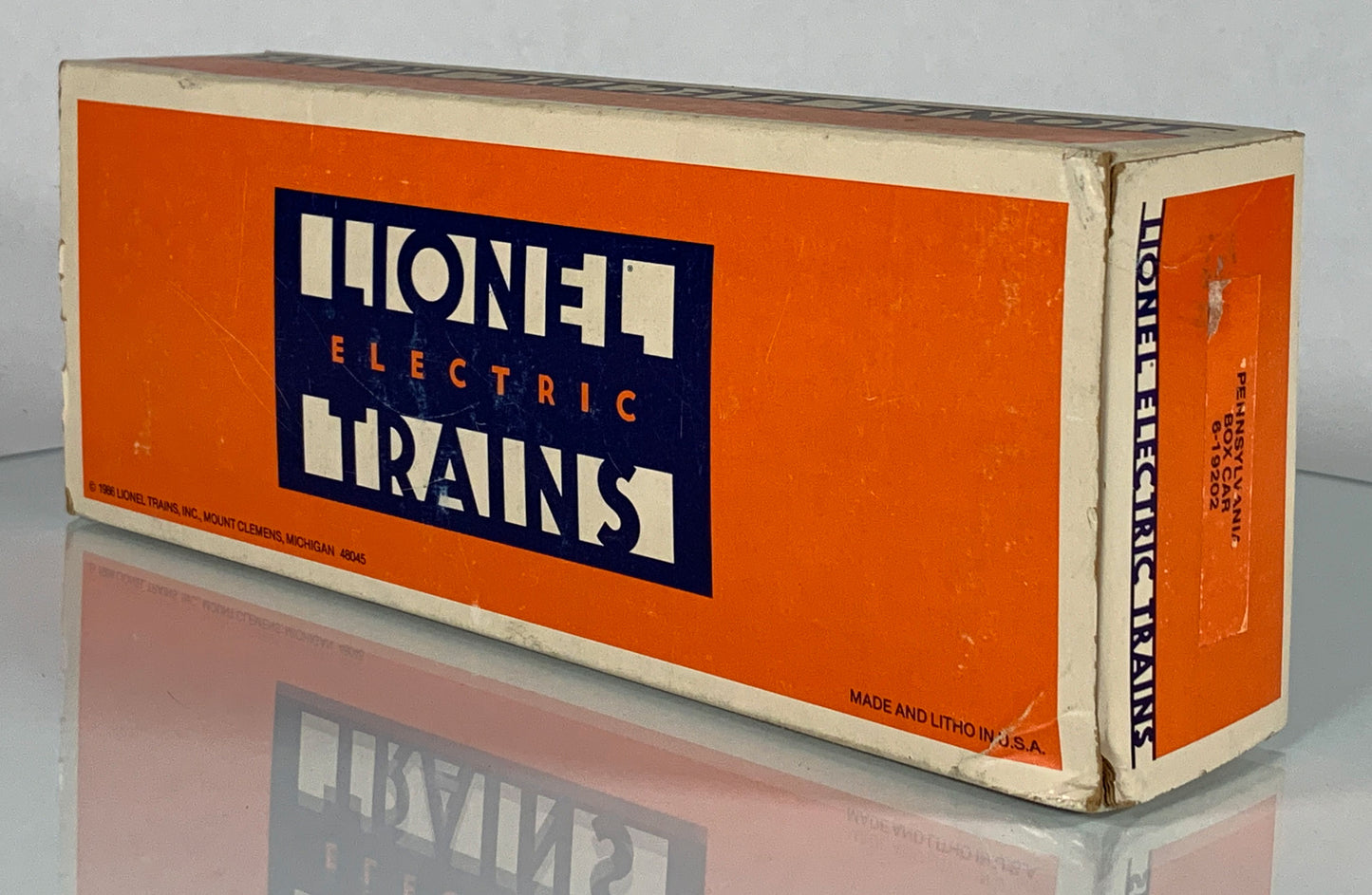 LIONEL • O GAUGE • 1987 Pennsylvania Boxcar 6-19202 • NEW OLD STOCK