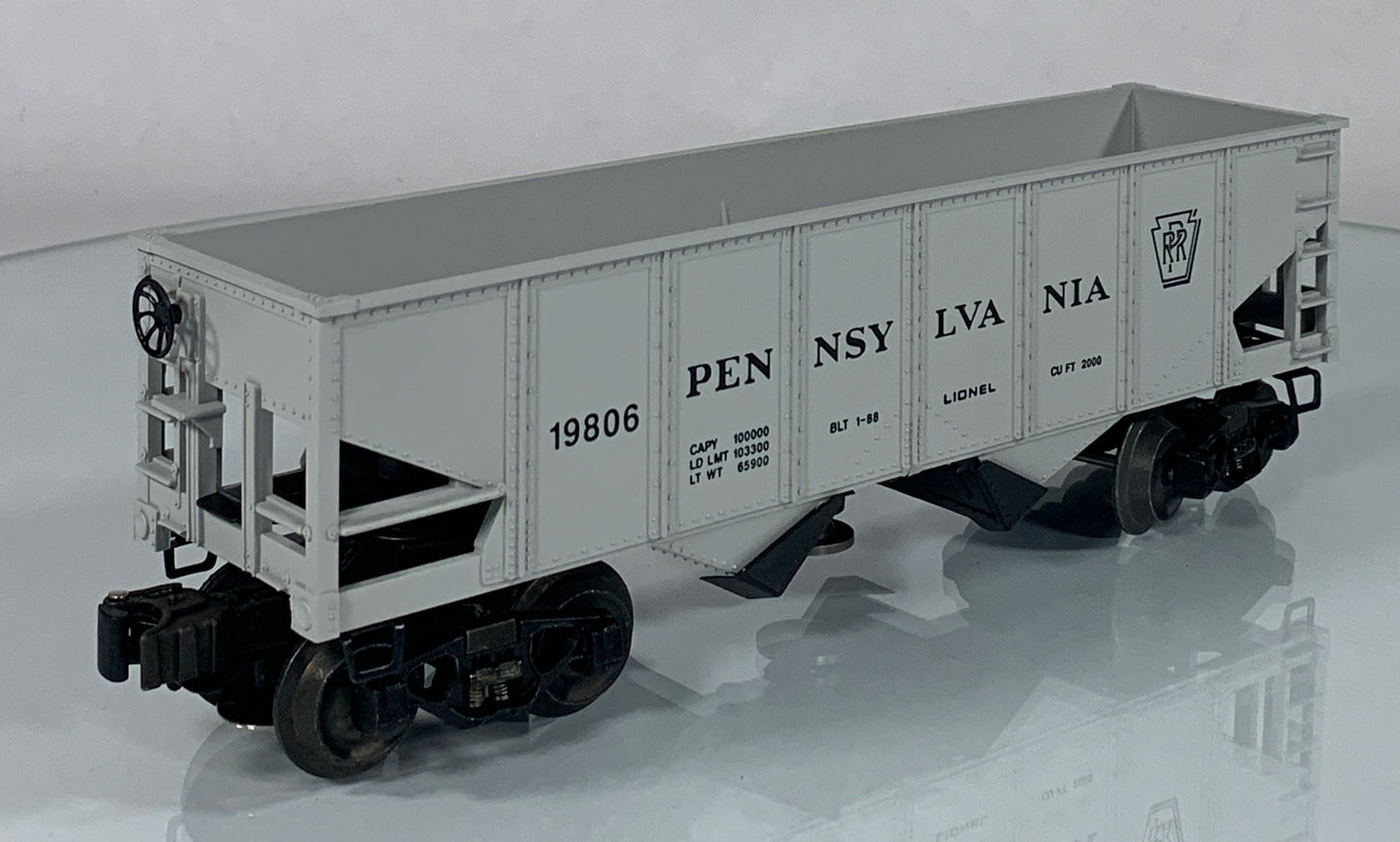 LIONEL • O GAUGE • 1988 Pennsylvania Operating Hopper 6-19806 • NEW OLD STOCK