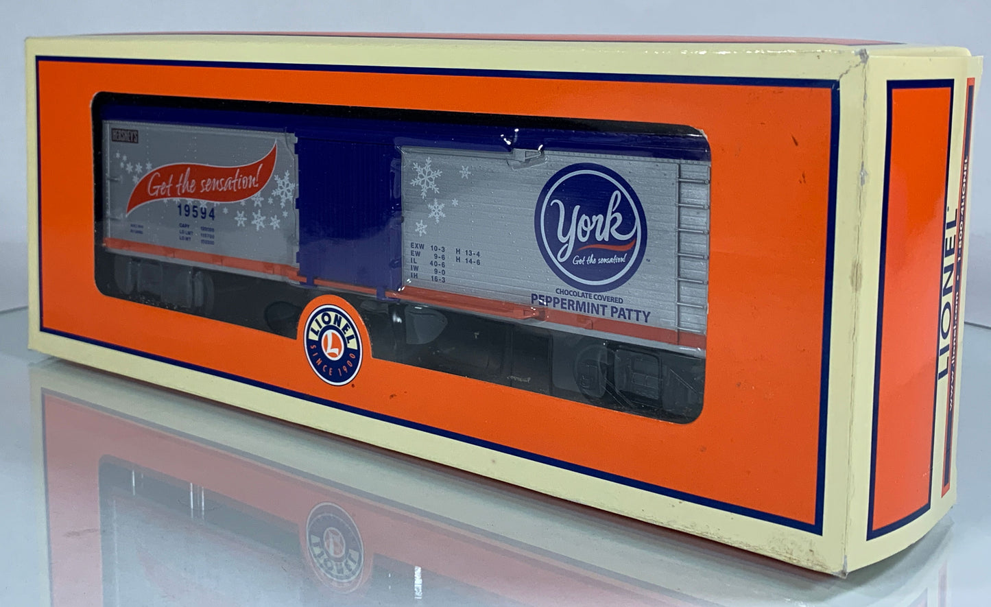 LIONEL • O GAUGE • 2010 York Peppermint Patty Reefer 6-19594 • NEW OLD STOCK