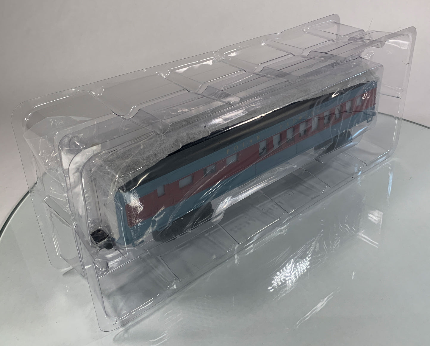 LIONEL • O GAUGE • 2005 The Polar Express Illuminated Diner Car 6-25134 • NEW OLD STOCK