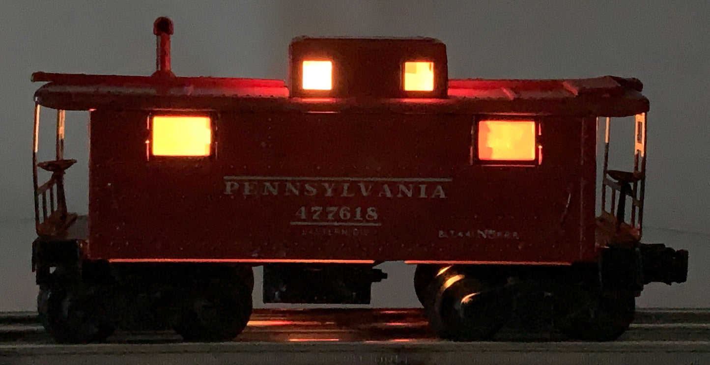LIONEL • O GAUGE • 1945-1947 Postwar 2457 Illuminated Pennsylvania Caboose • Original Box • GOOD COND