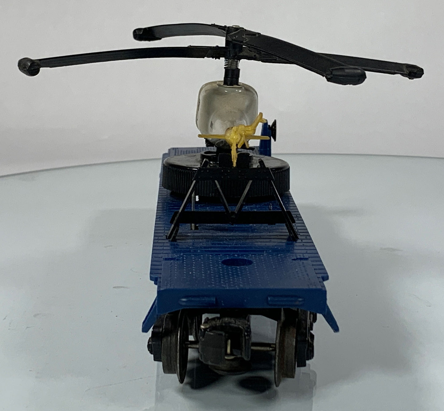 LIONEL • O GAUGE • 1960 Postwar 3419 Helicopter Launching Car • Loose • VERY GOOD COND