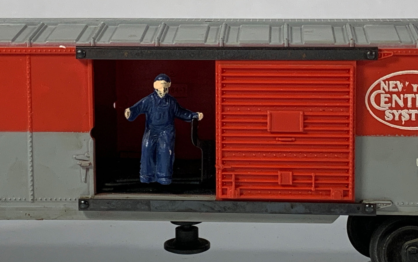 LIONEL • O GAUGE • 1955 Postwar 3494-1 NYC Pacemaker Operating Boxcar • Loose • VERY GOOD COND